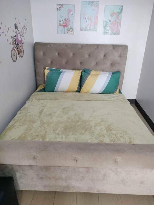 Cubao Manhattan Heights, Unit 8Bc Tower B, 1 Br Manila Dış mekan fotoğraf