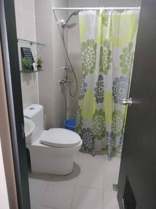Cubao Manhattan Heights, Unit 8Bc Tower B, 1 Br Manila Dış mekan fotoğraf